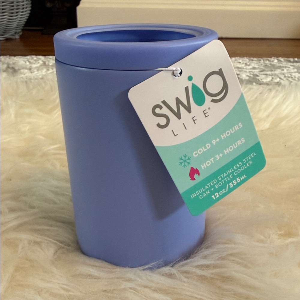 NWT Swig Life Lavender Insulated Can Cooler